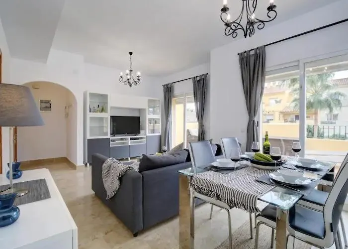 15 Noria Azul Sunny Apartment, Terrace, Pool, Wifi!